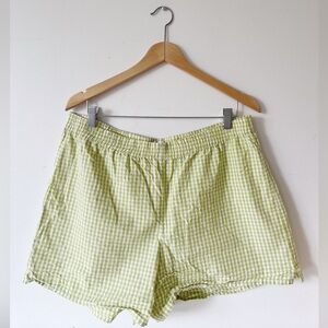 Aritzia Sunday's Best Eliza Gingham Green/White Shorts | Size XL